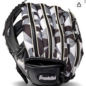 Lefty t ball glove